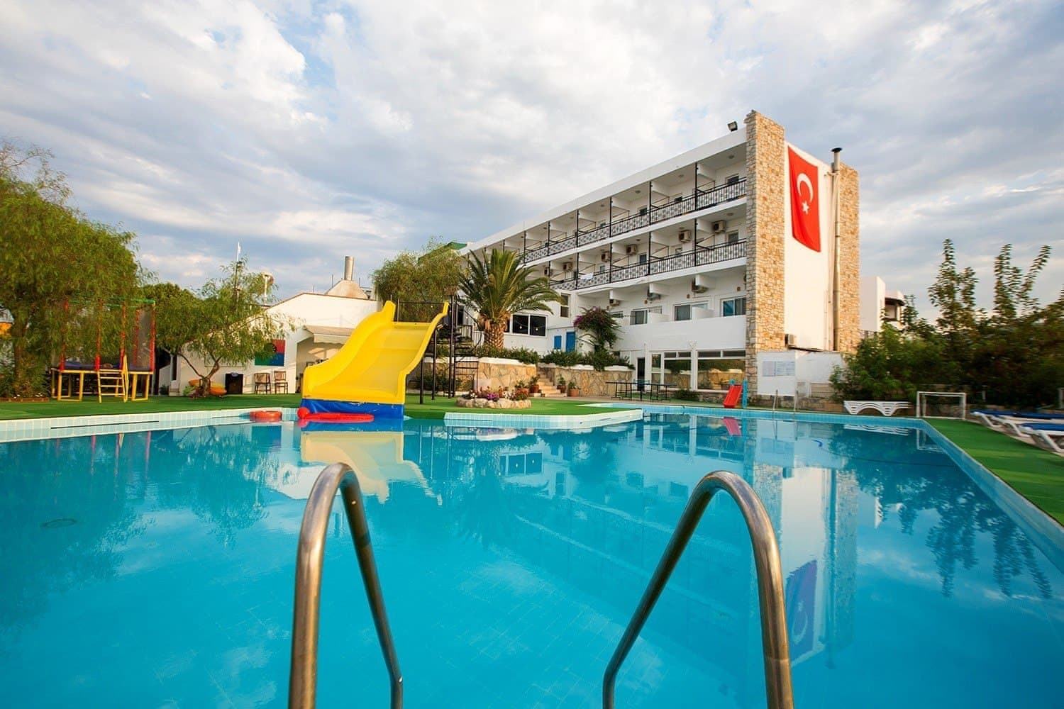 İnanç Resort