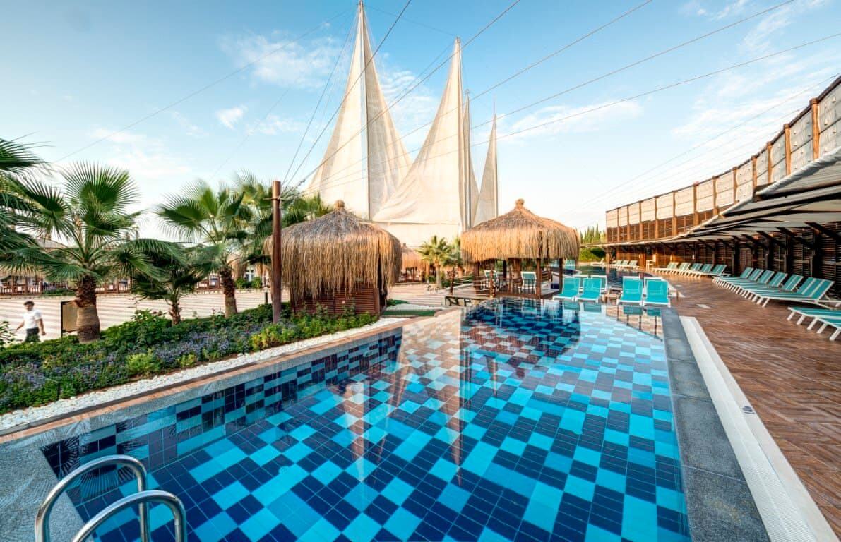 Adenya Resort