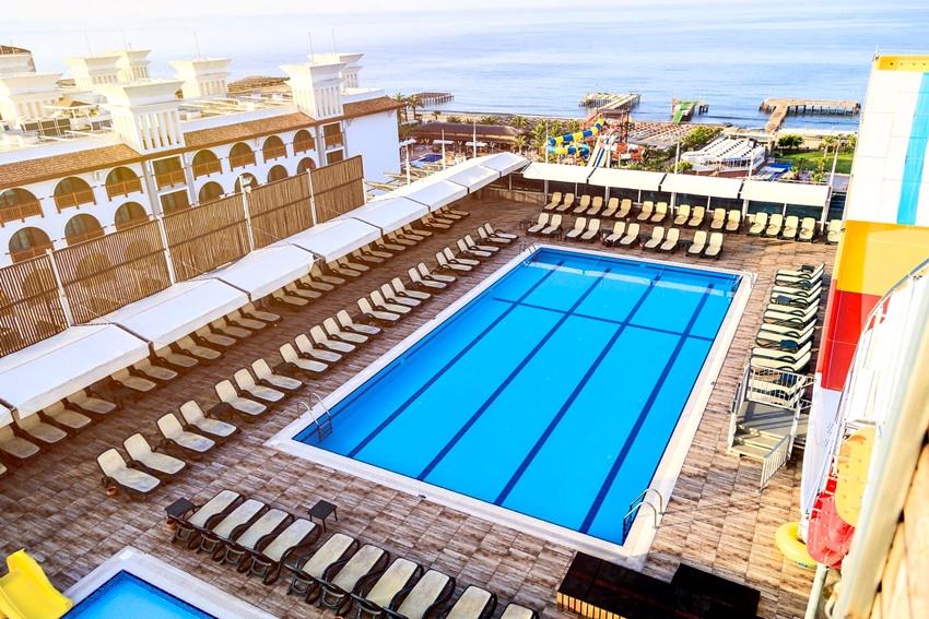 Bera Resort